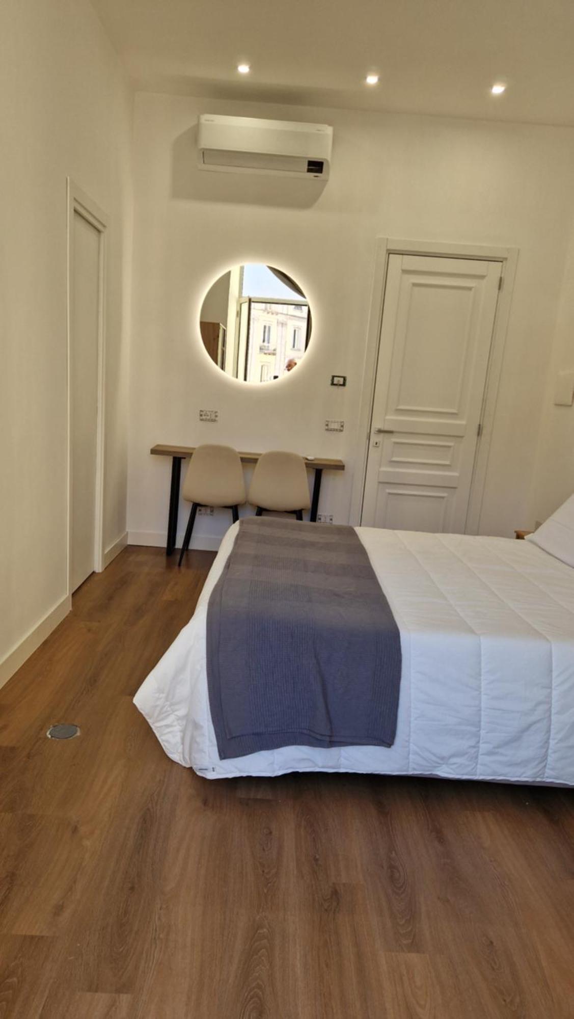 B&B City Center Νάπολη Δωμάτιο φωτογραφία